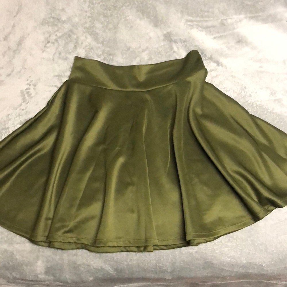 Green skater skirt